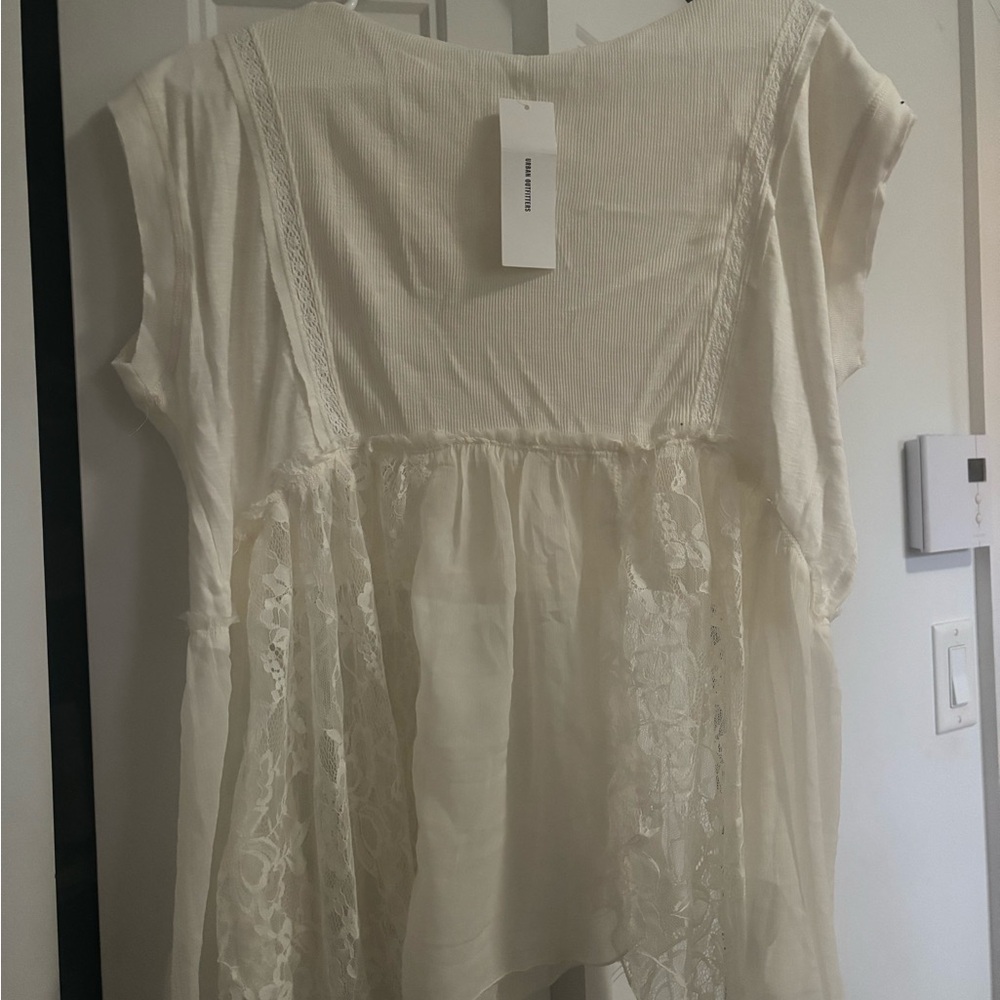 Ivry Lace Top